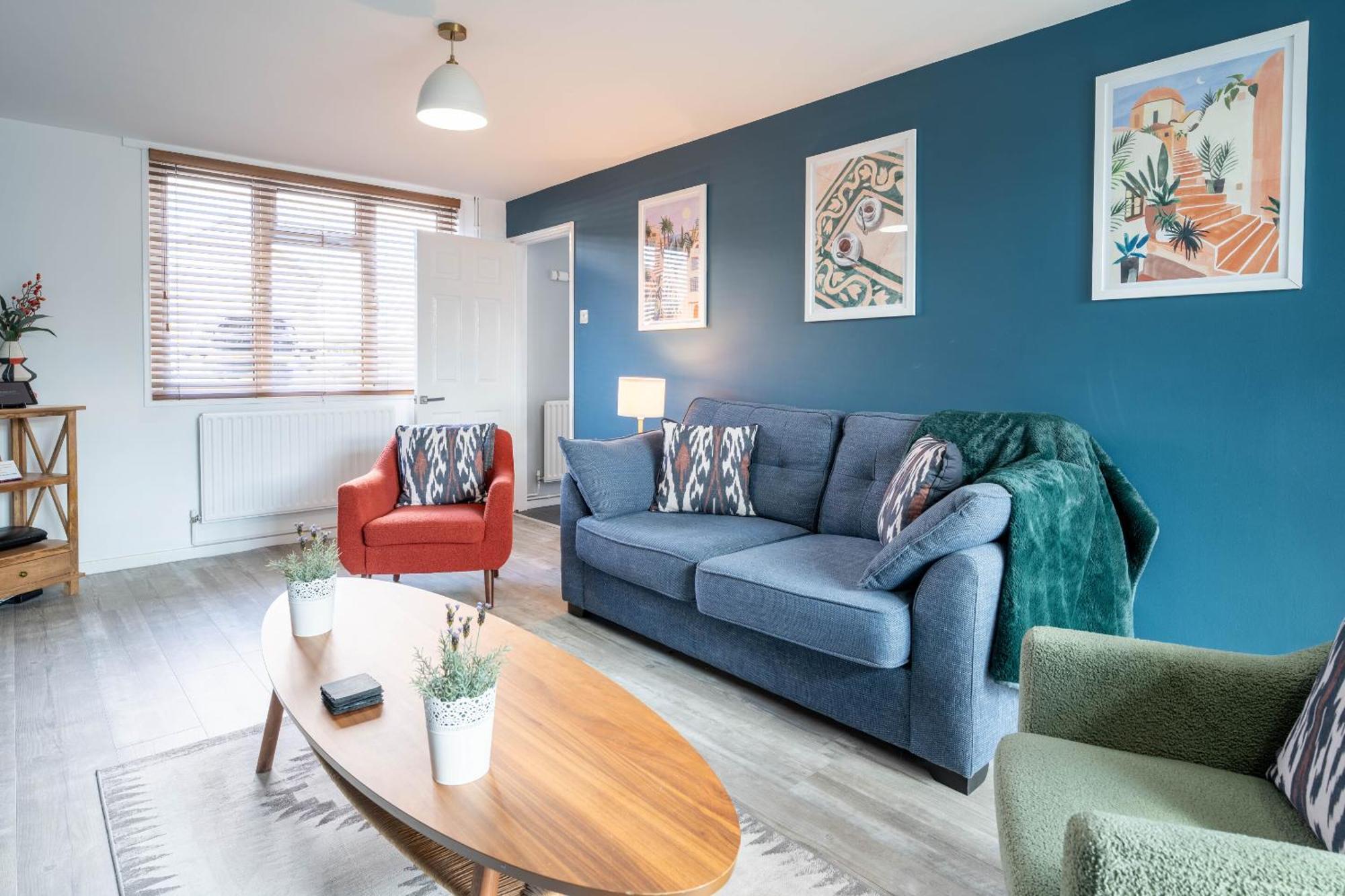 Gatwick Place - 4 Bed 2 Bath Self Contained House With Private Garden Горлі Екстер'єр фото